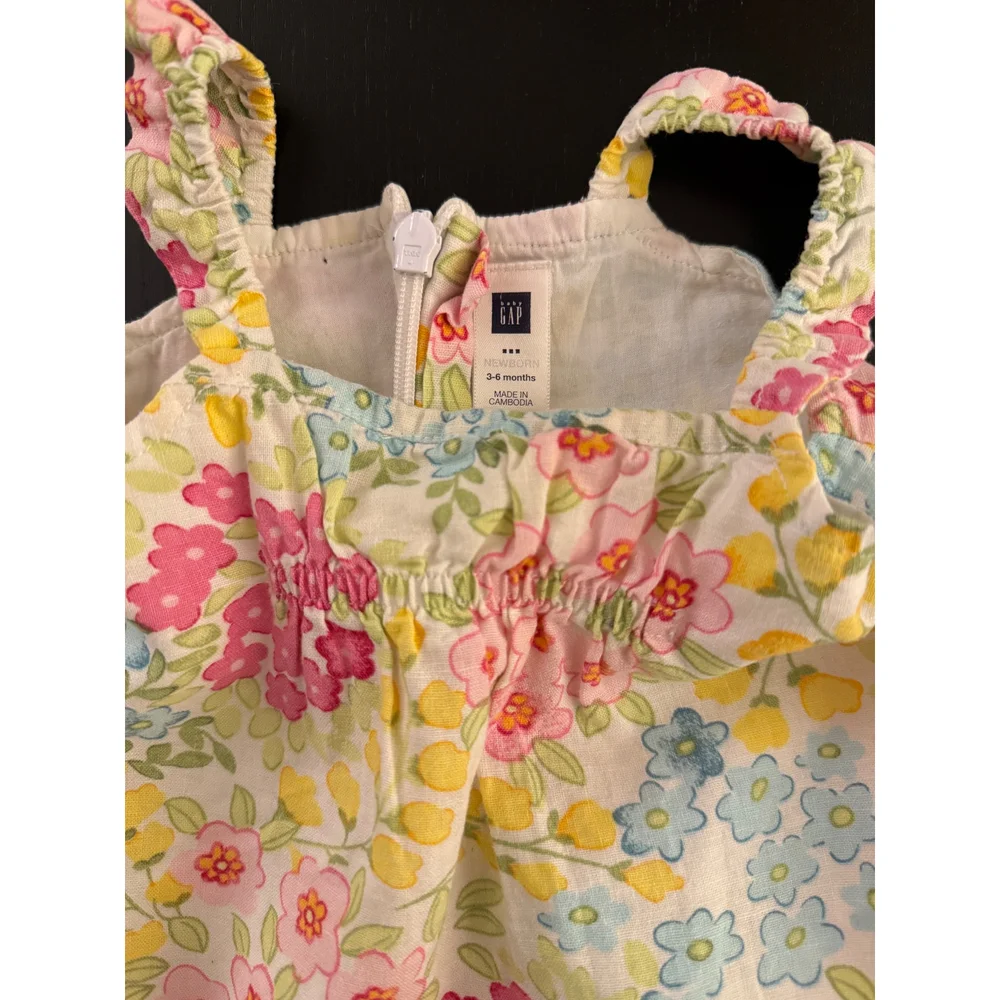 GAP baby linen