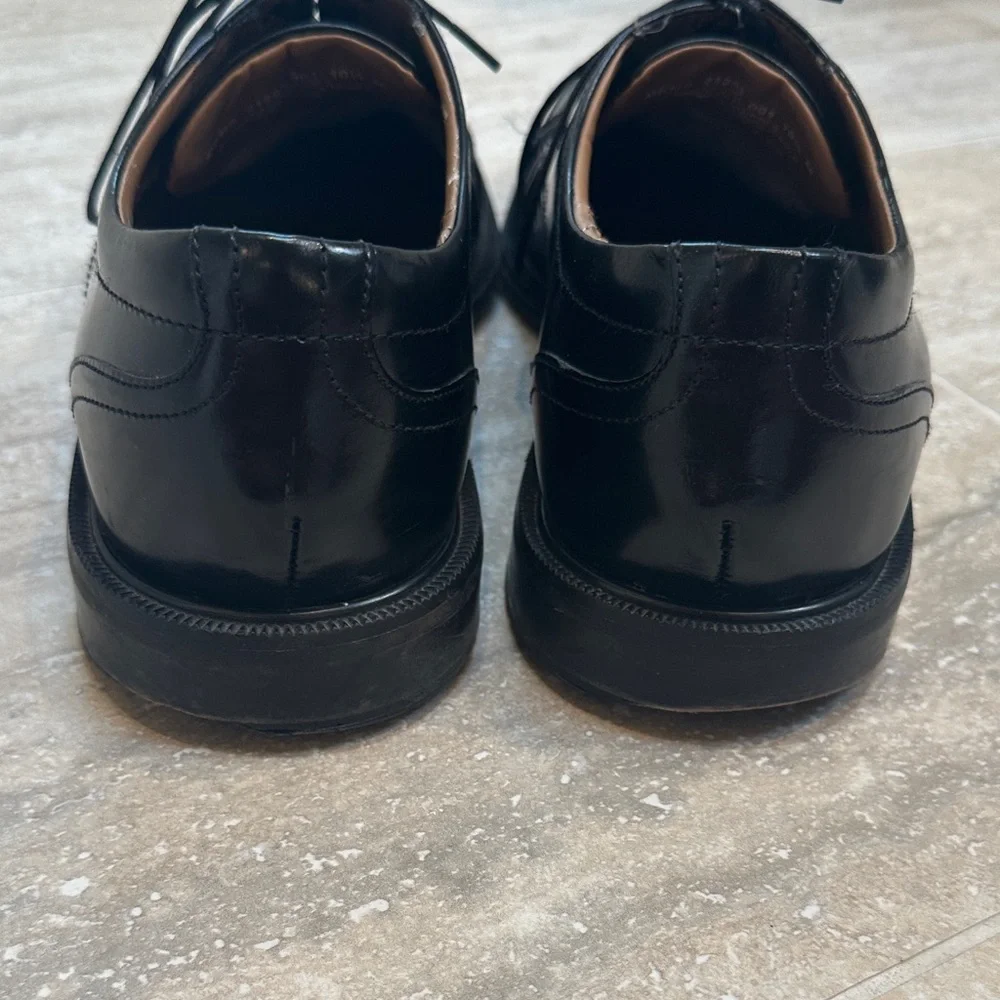 Stacy Adams classic black