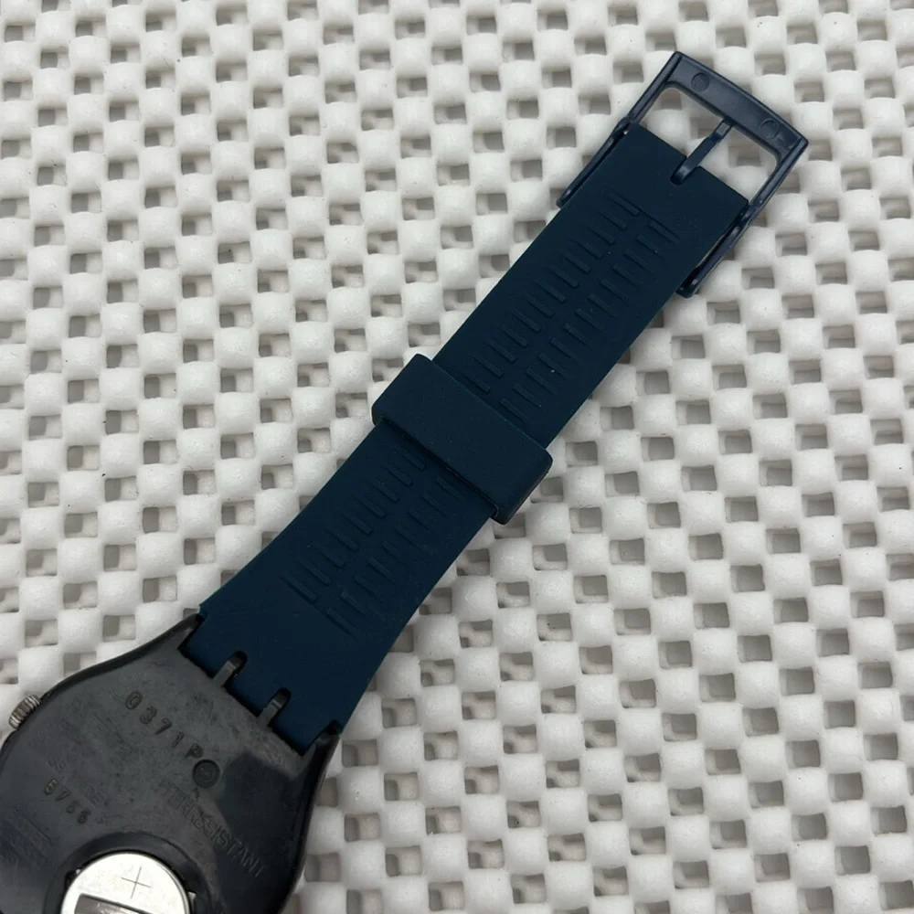 Swatch watch gb135