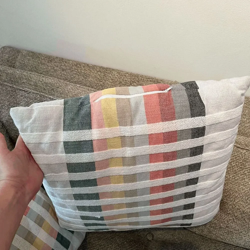 None set woven