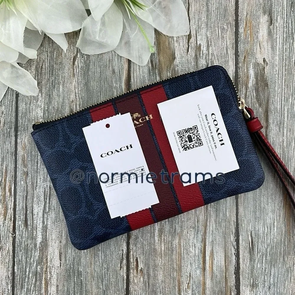 Coach signature coated