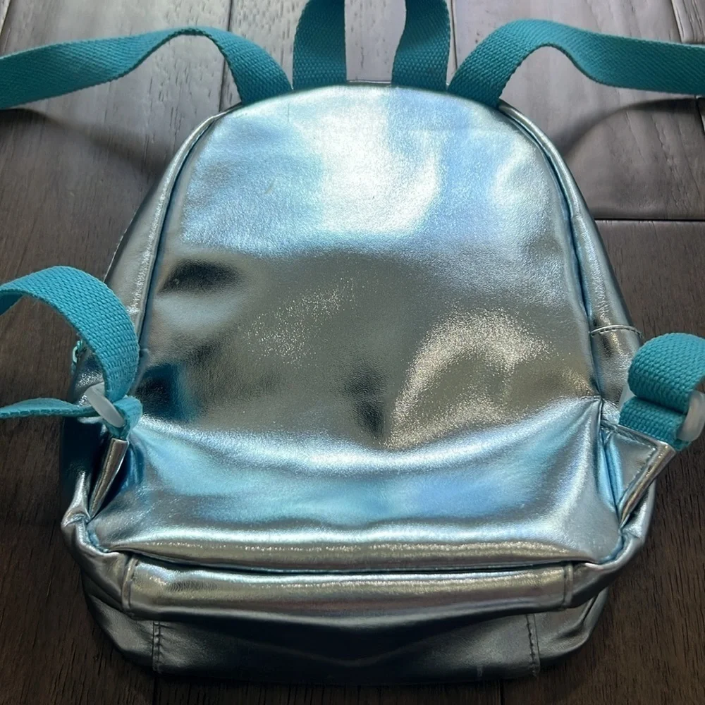 None used iridescent