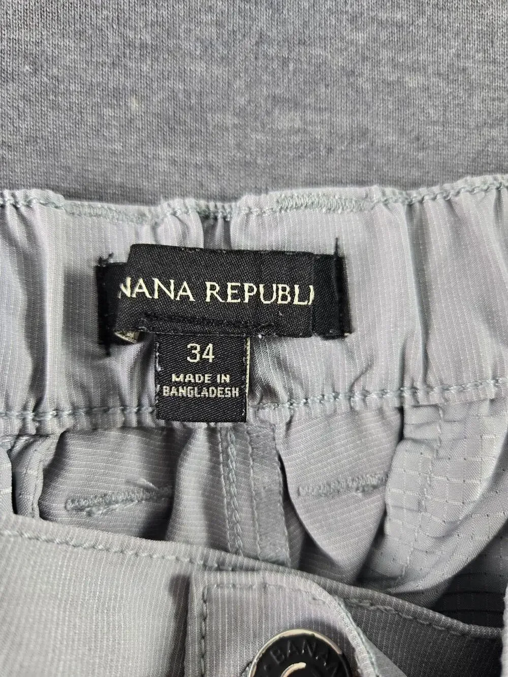 Banana Republic Shorts Mens 34 Gray Chino Elastic Waist Stretch Summer Casual