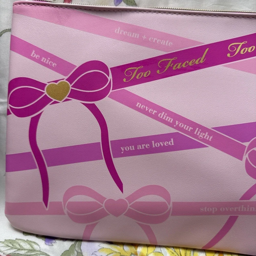 Too Faced material faced
