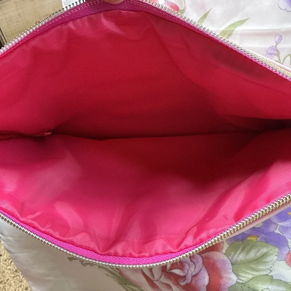 Too Faced spread 11 makeup