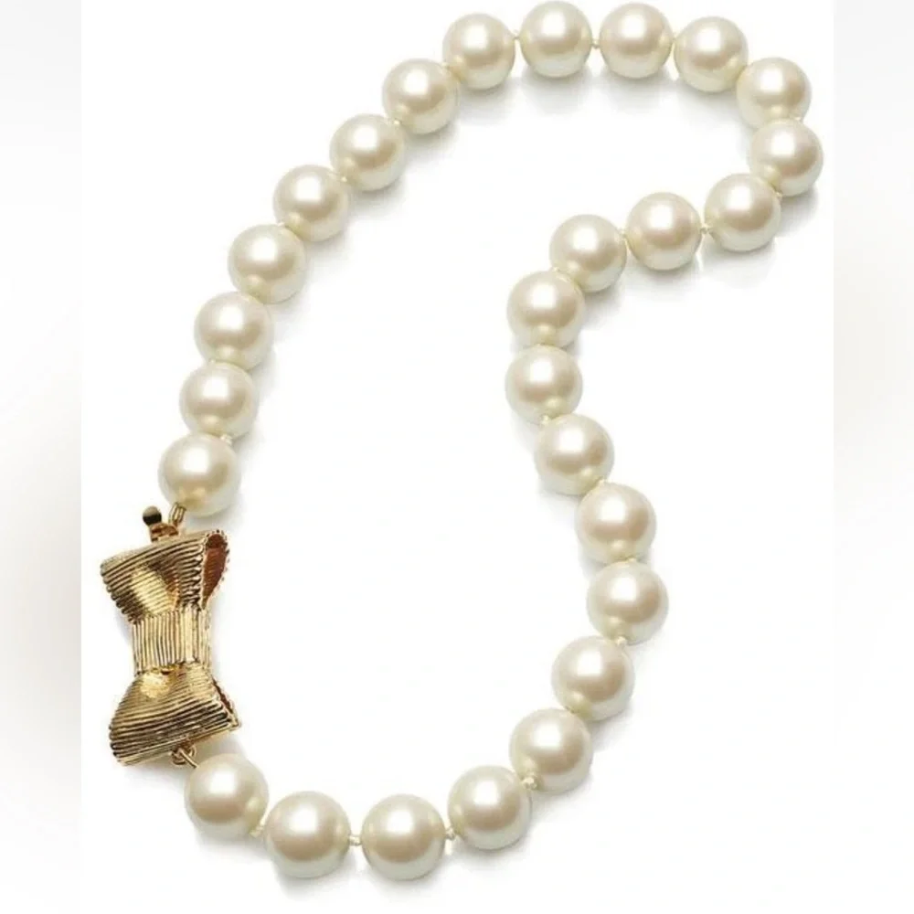 Kate Spade New York “All Wrapped Up Pearls” Necklace Gold 18