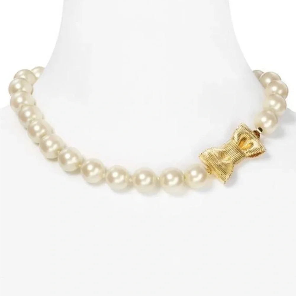 Kate Spade New York “All Wrapped Up Pearls” Necklace Gold 18