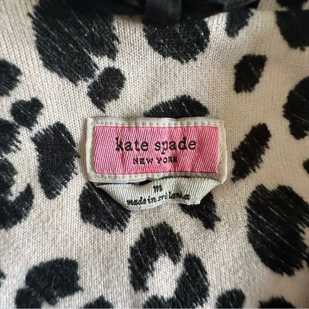 Kate Spade Pajama Top Womens M Pink Leopard Print Long Sleeve Button Up Lounge