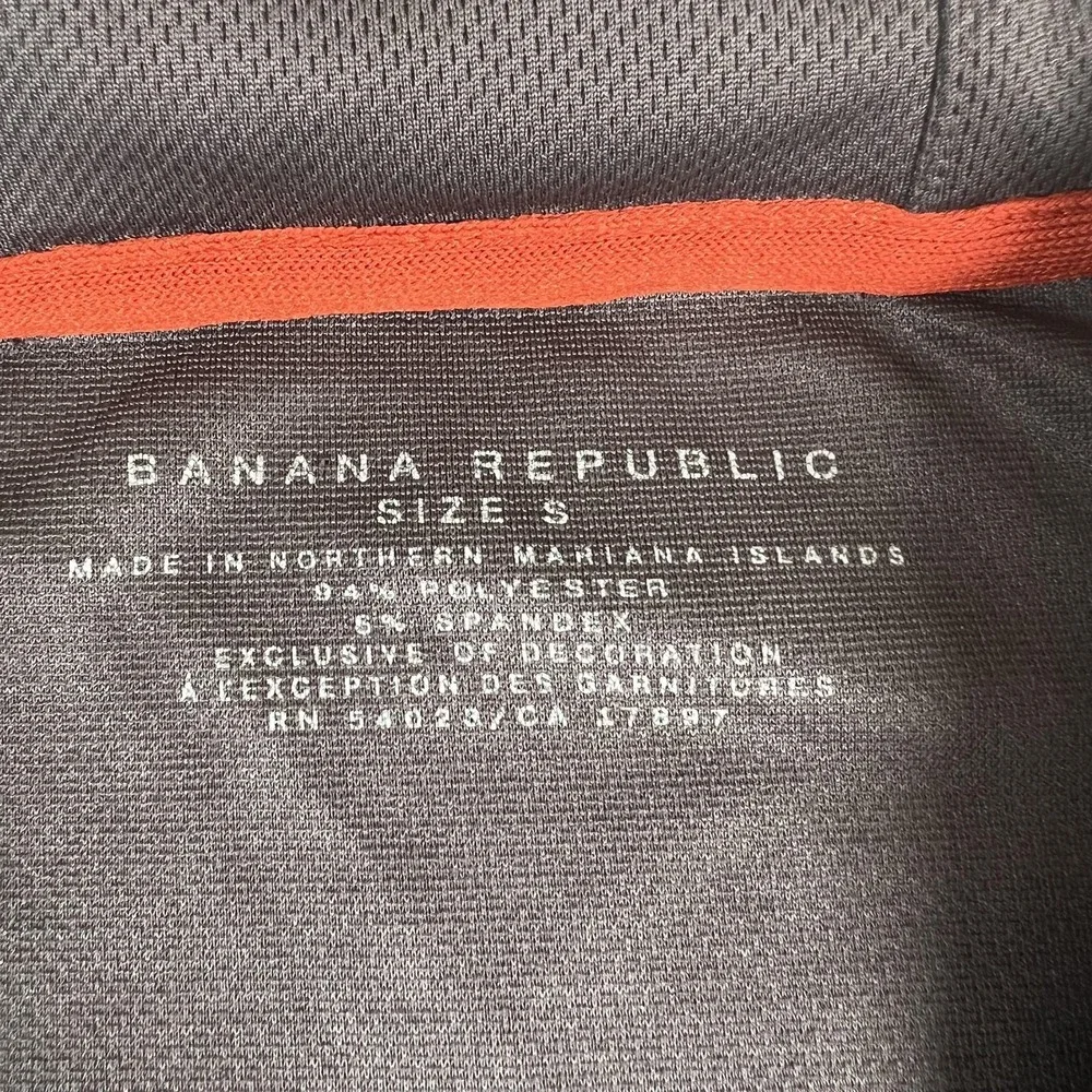 Banana Republic brand banana