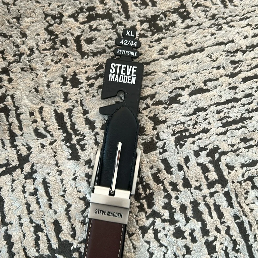 Steve Madden silver elegant steve