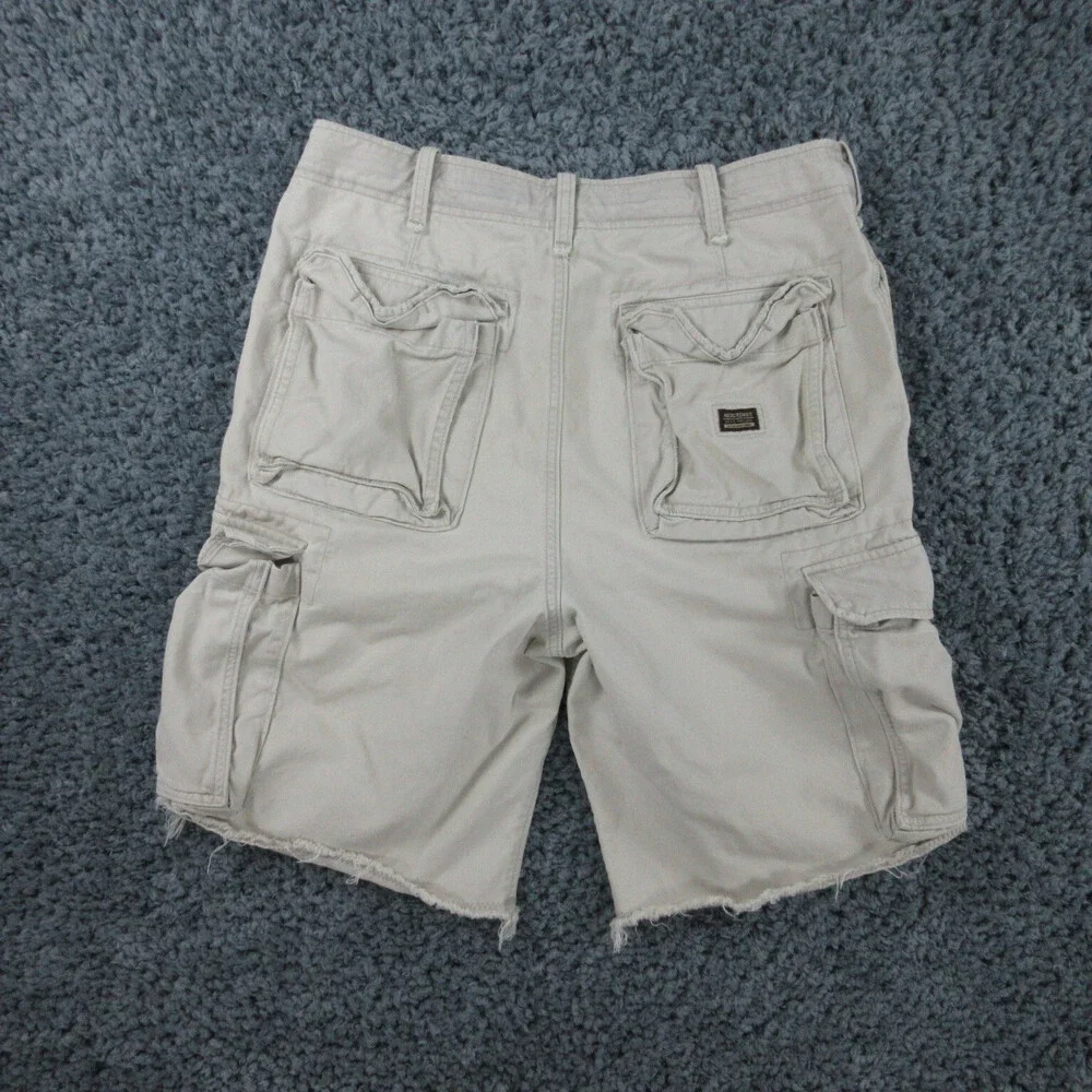 Abercrombie & Fitch due usps