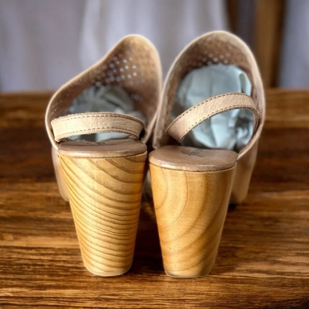 Free People clogs footbed