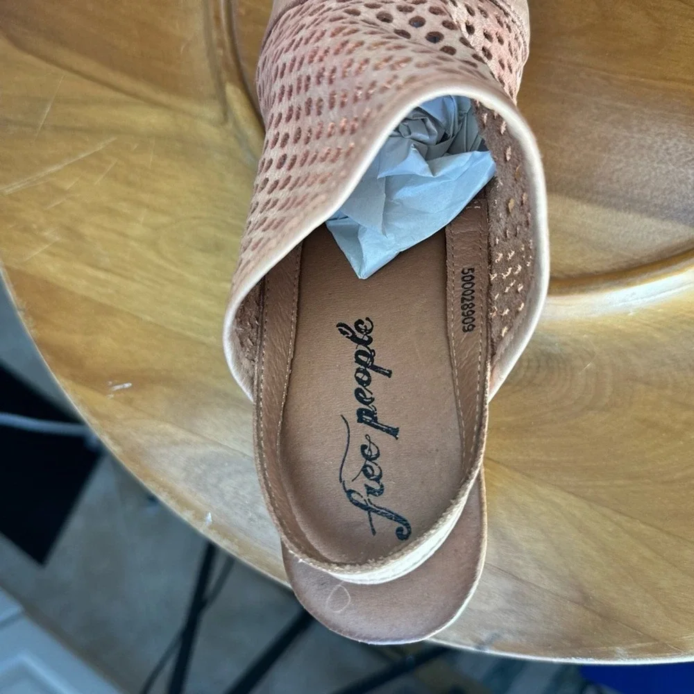 Free People clogs were