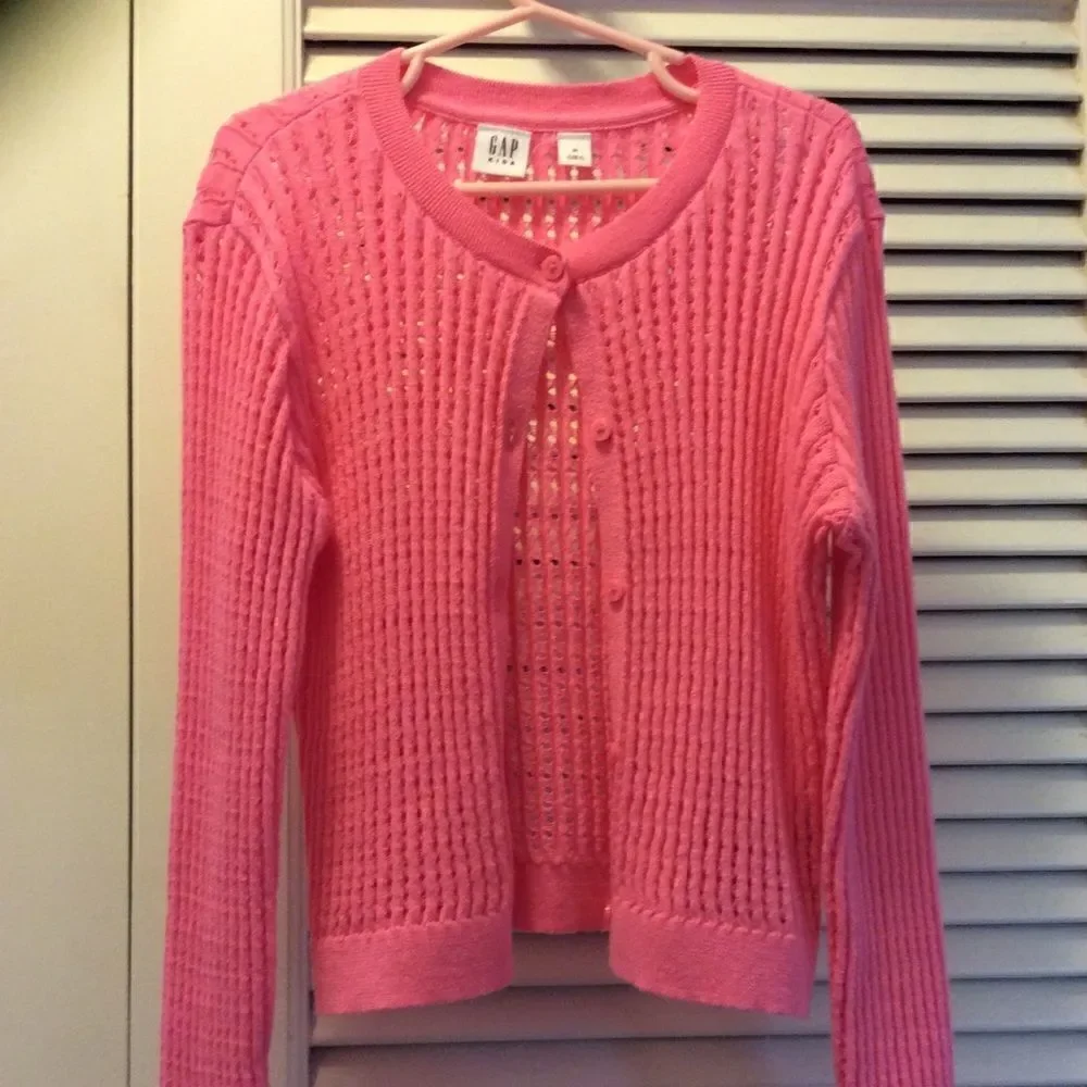 Gap pink cotton sweater kids size M