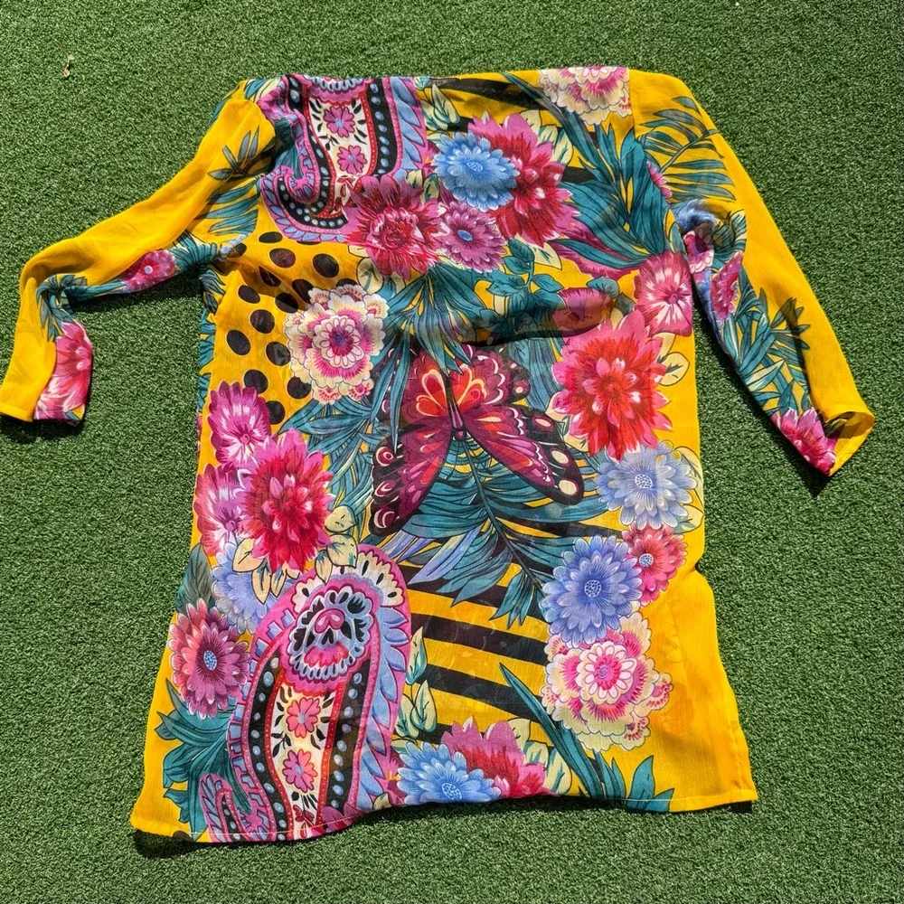 Paradise Sheer Floral Coverup, One‎ Size, EUC