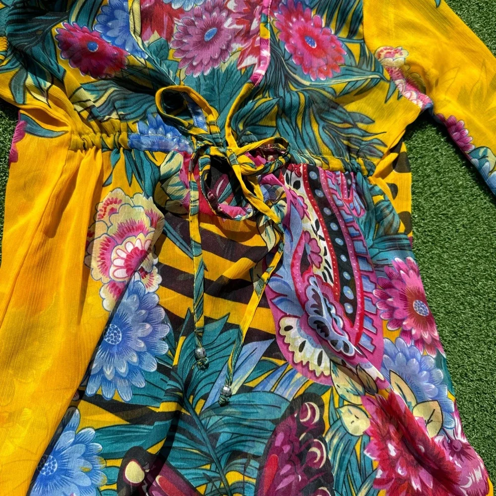 Paradise Sheer Floral Coverup, One‎ Size, EUC