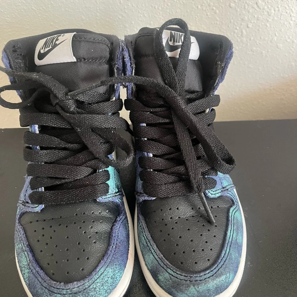 Nike kids high