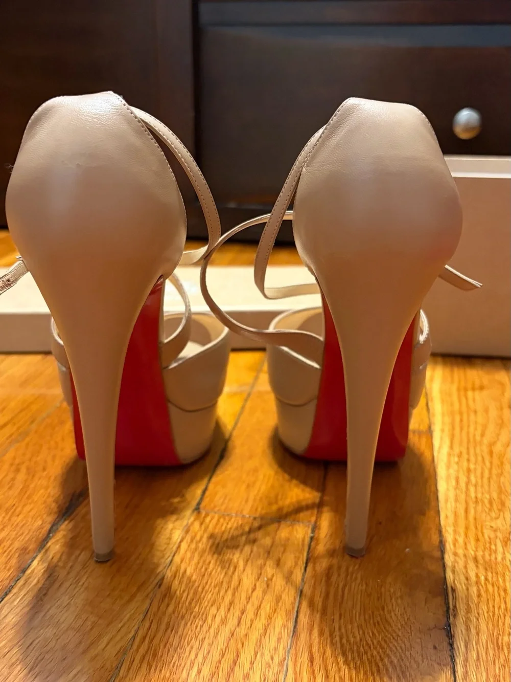 Christian Louboutin classic open