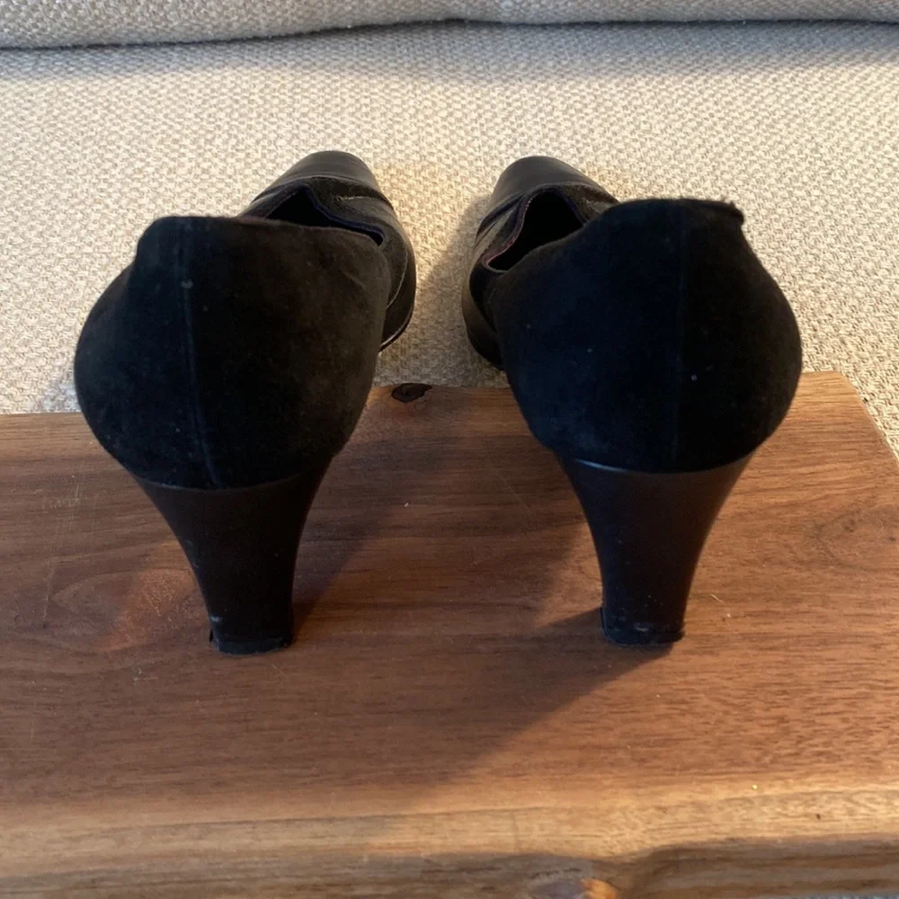 Susan vintage black