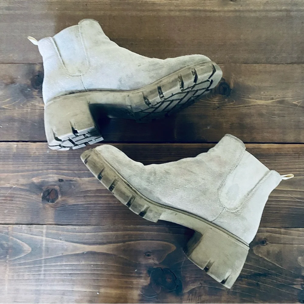 Steve Madden Howler tan Chelsea boots