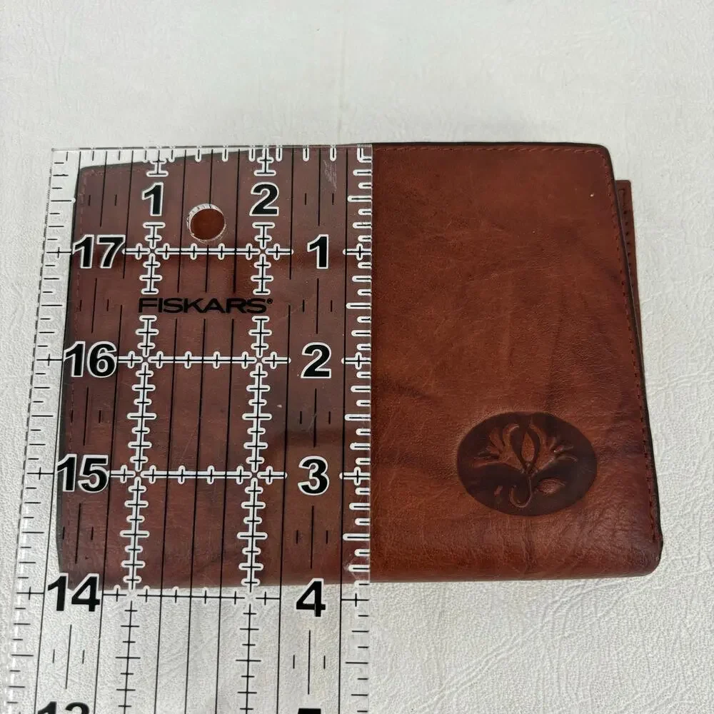 Buxton leather wallet