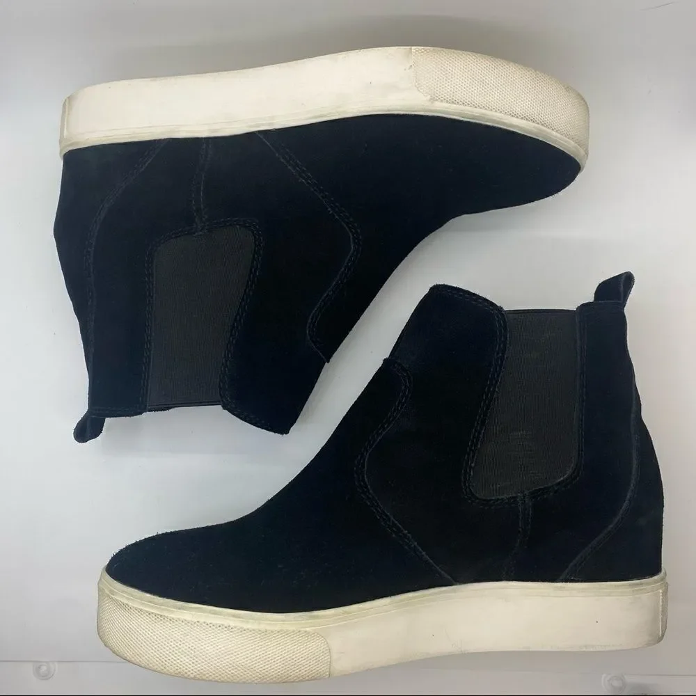 J/SLIDES Sami Suede Platform Booties