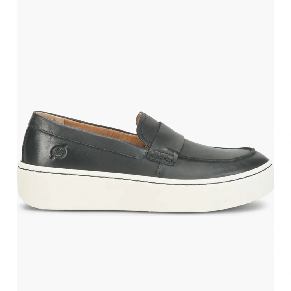 Born Marnie Women’s Slip-On Sneaker, Black, size 7.5