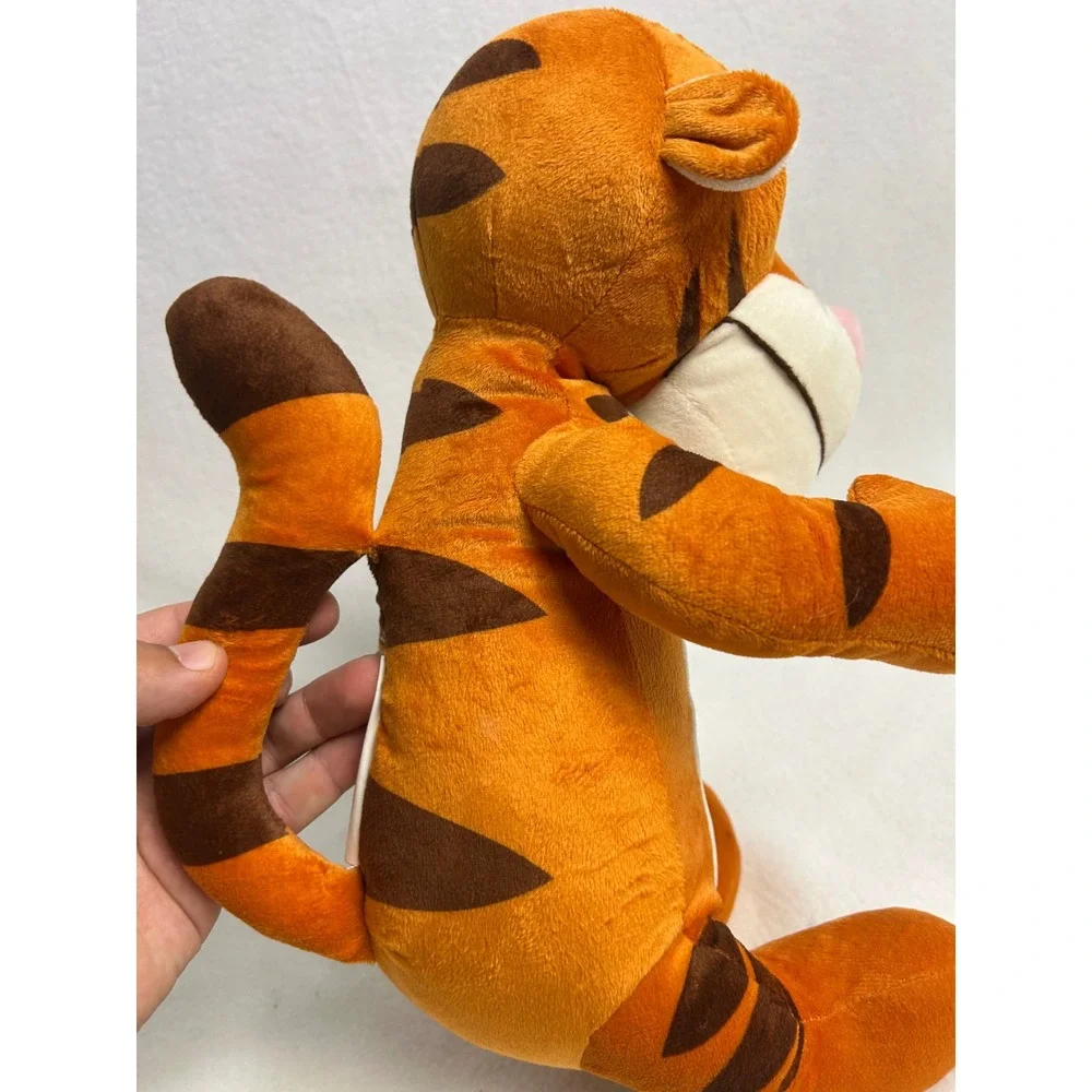 Disney tigger plush