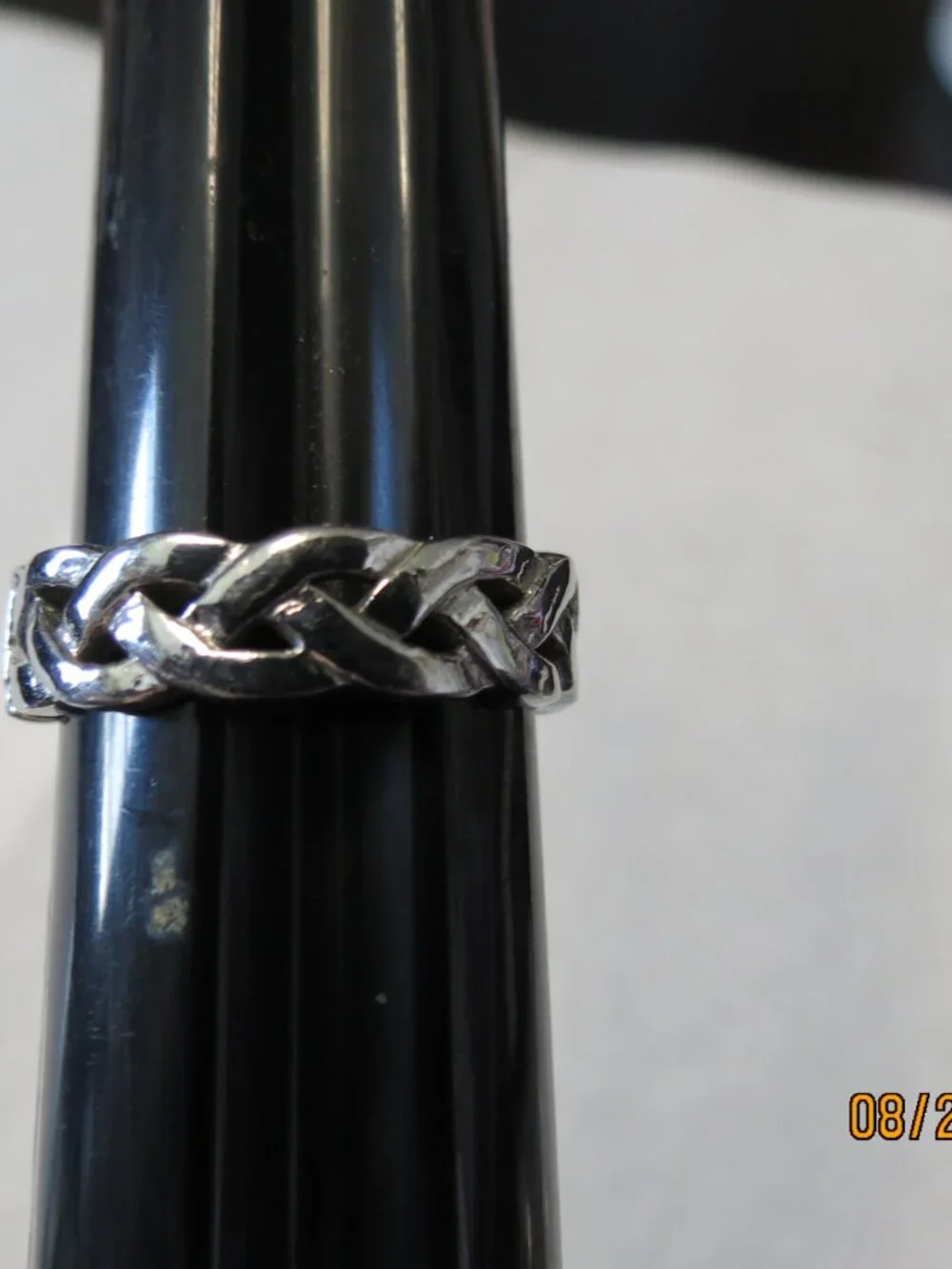 USED Great Condition Size 9.5 Unisex Costume Claddagh Ring
