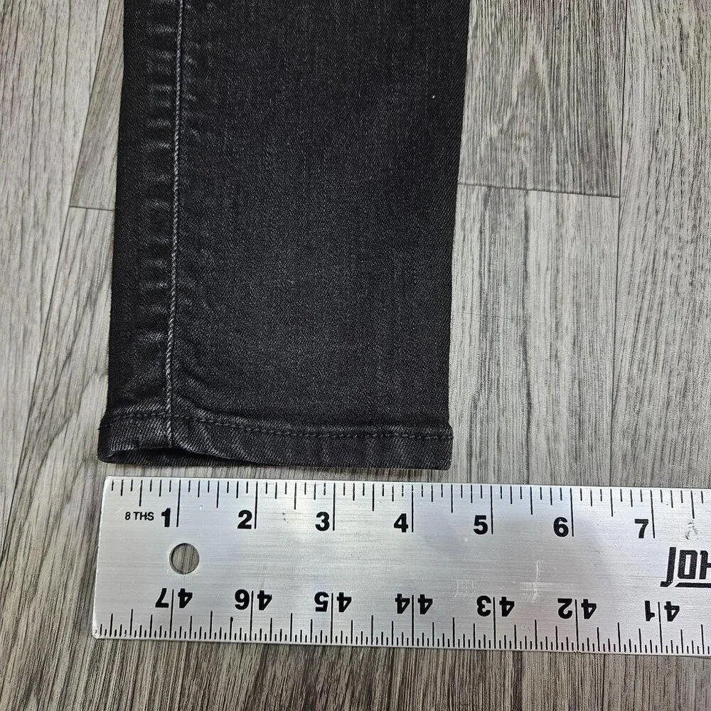 Hollister brand pre