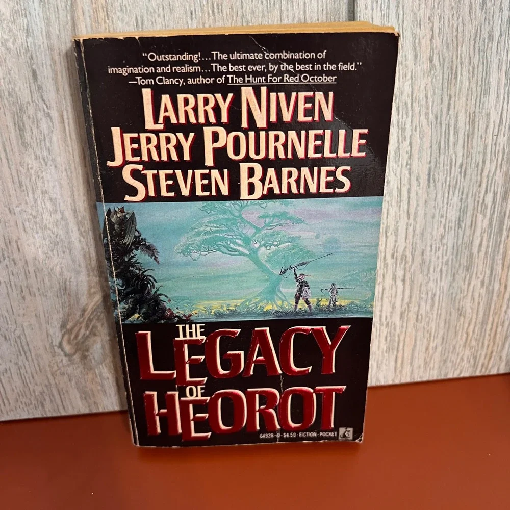 The Legacy of Heorot Larry Niven Jerry Pournelle‎ Steven Barnes 1988 Paperback