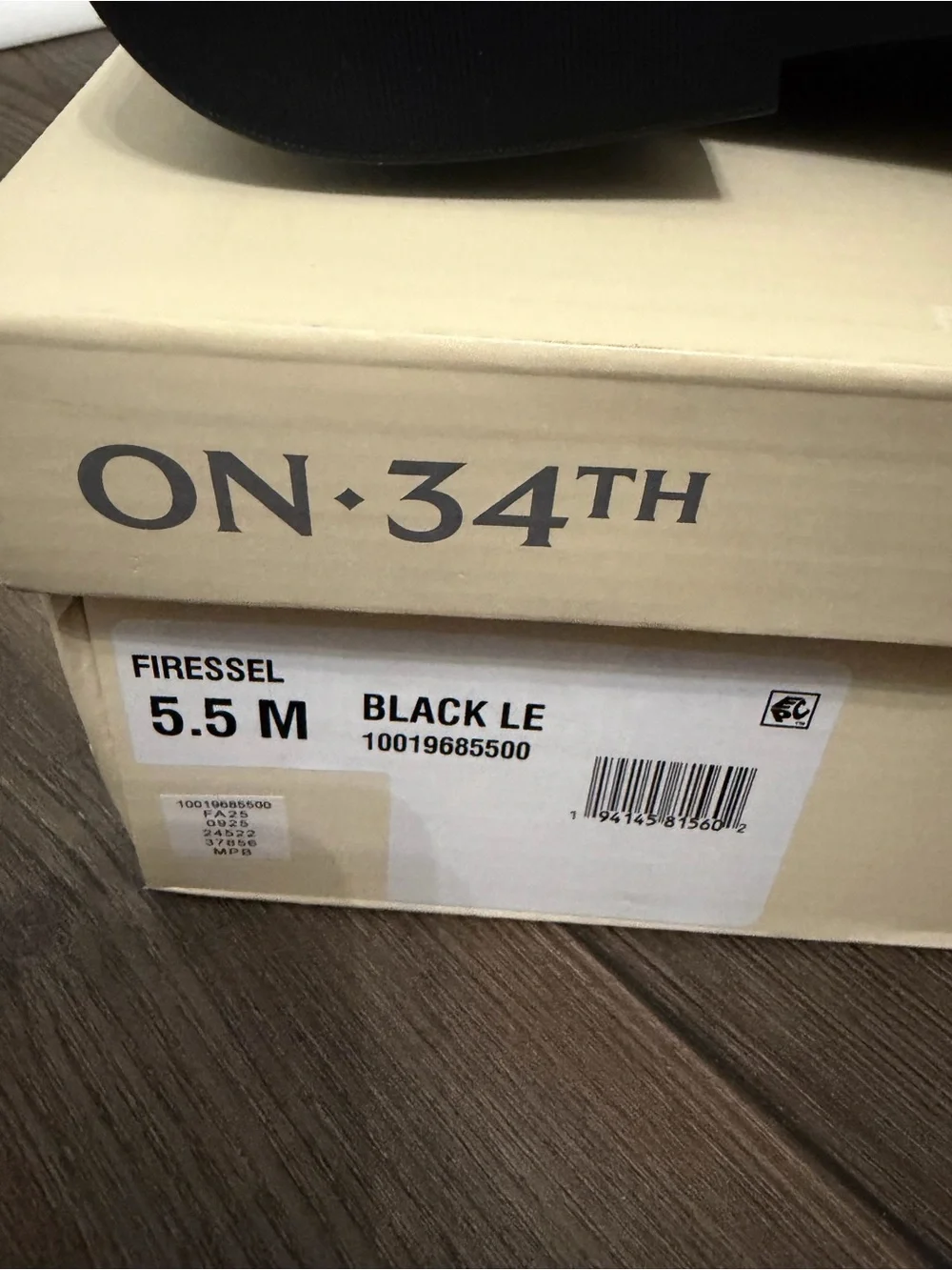 ON 34th timeless black