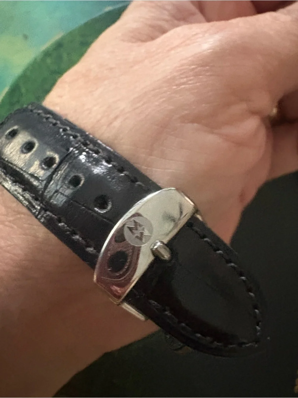 Michele dd hands shipping