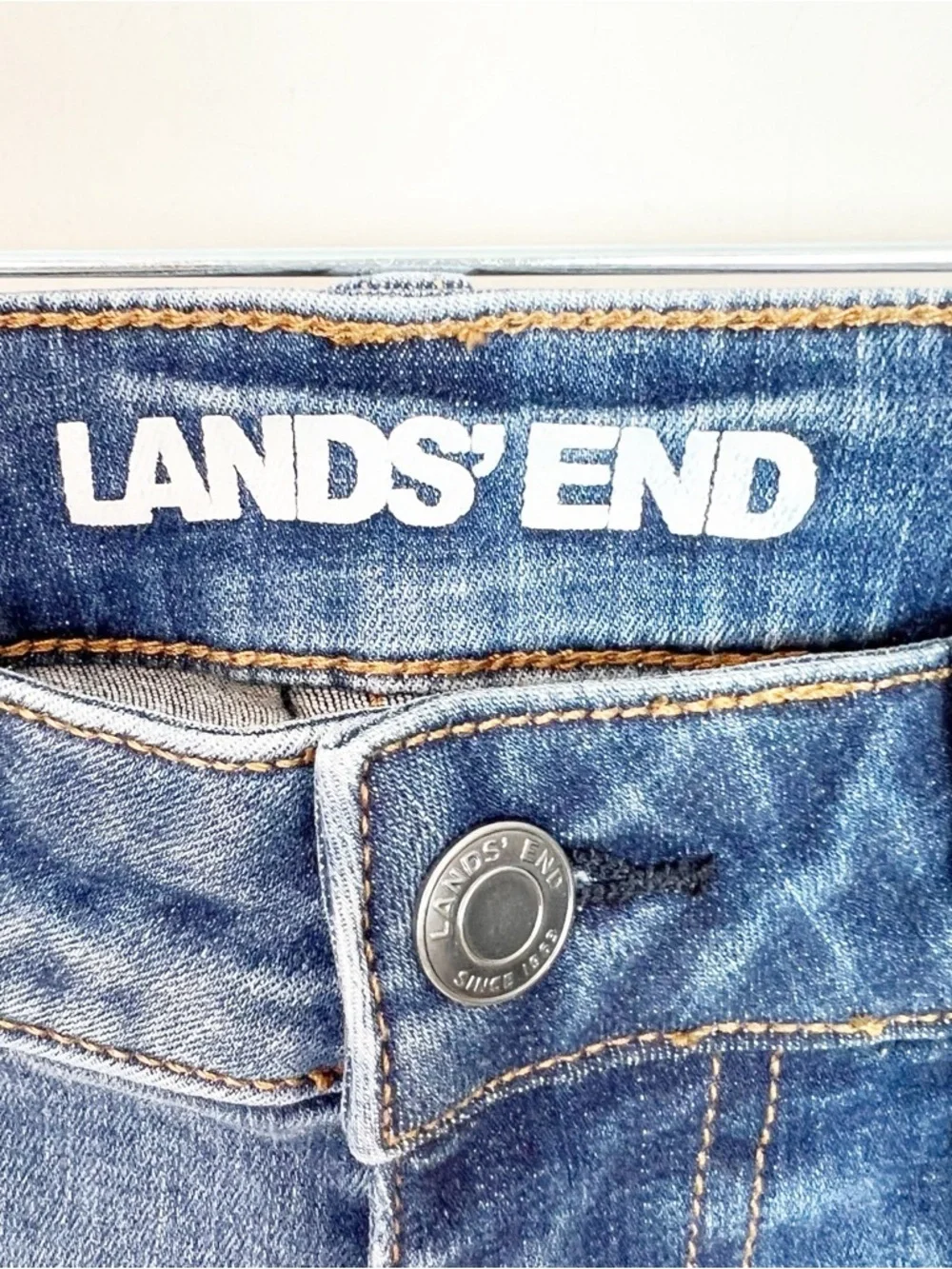 LANDS END MID RISE CURVY BOOT CUT JEANS WOMENS SZ 4 NWT