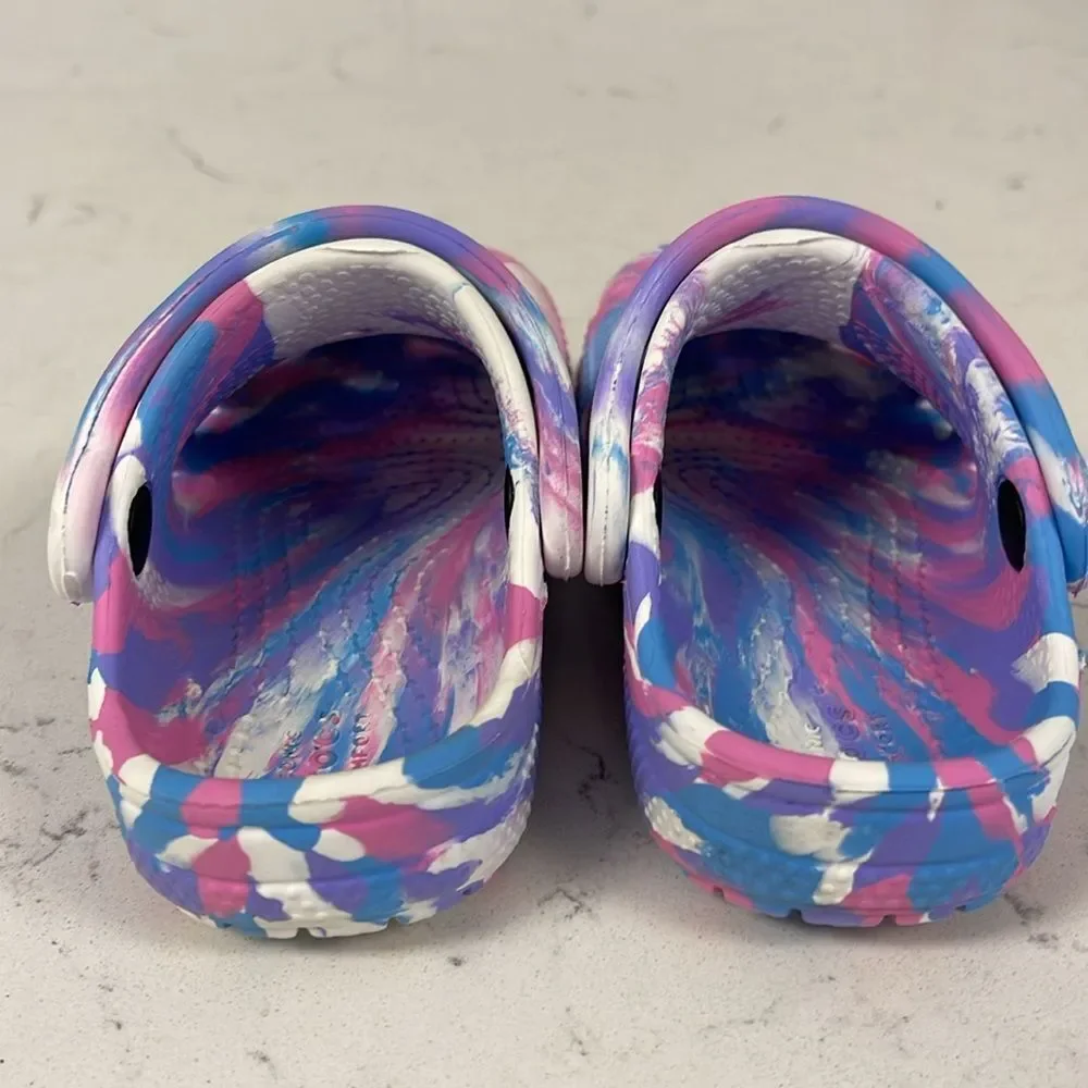 CROCS brand style