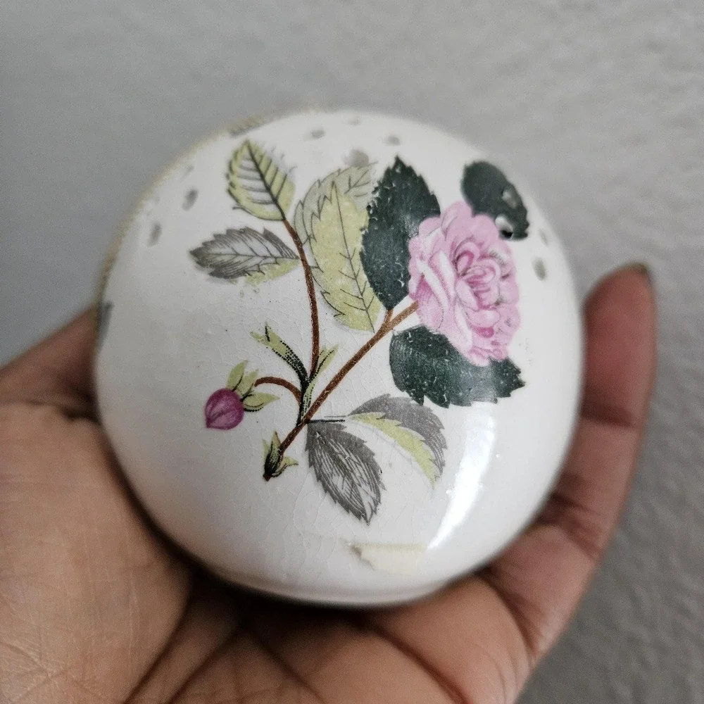 VTG Ceramic Hanging Scent‎ Celebrity Sachet Holders Potpourri Ball Floral Japan