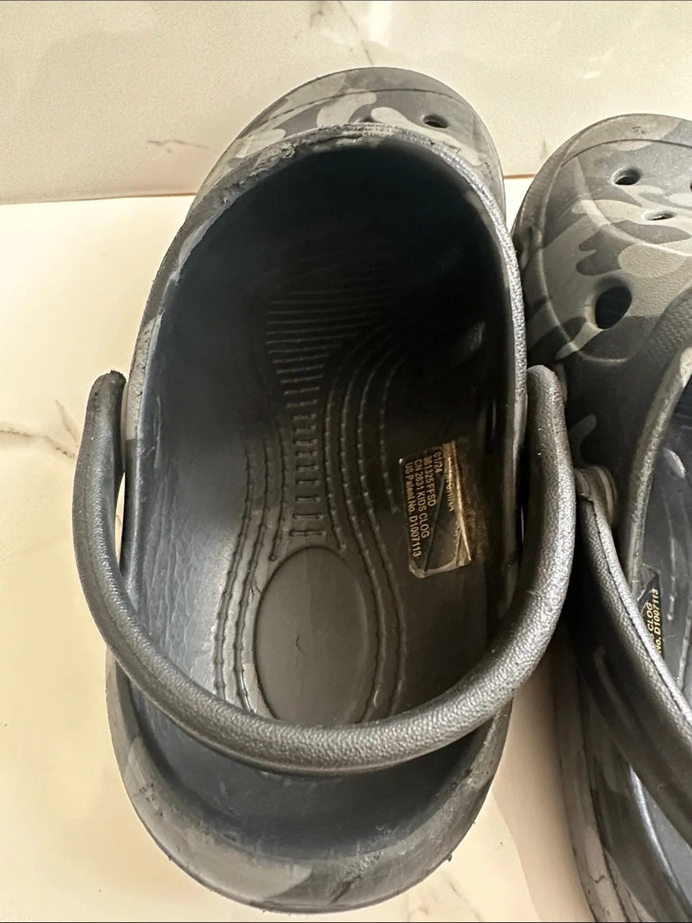 CROCS hi i’m
