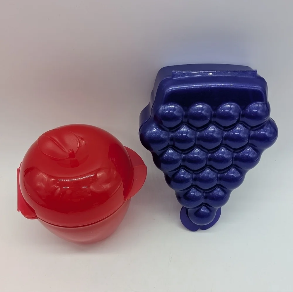 Tupperware vintage purple