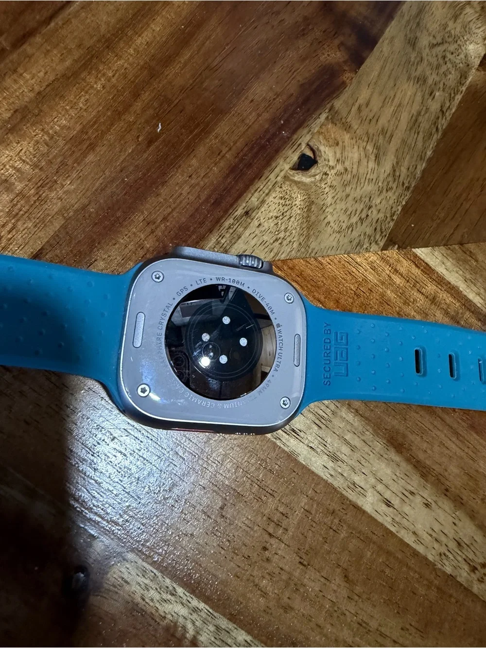 Apple wore this