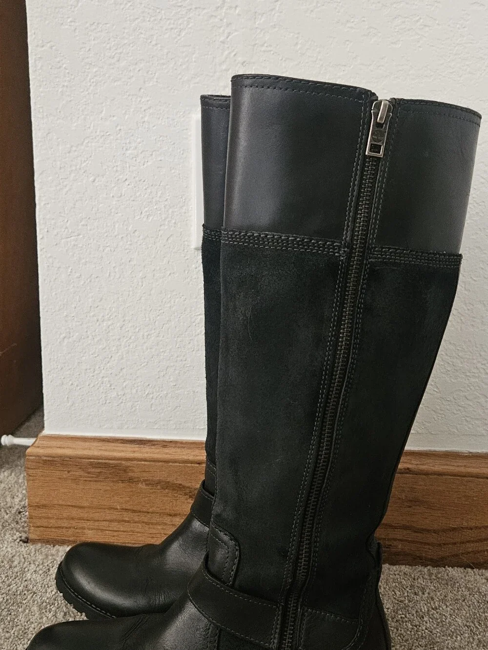 Merrell zipper heel black