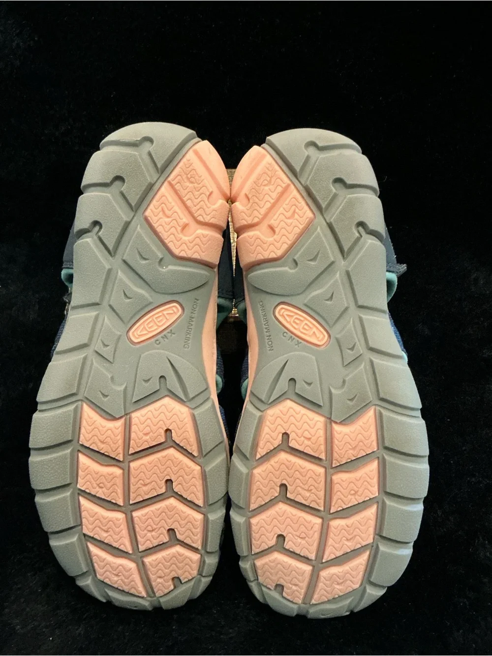 Keen closed toe