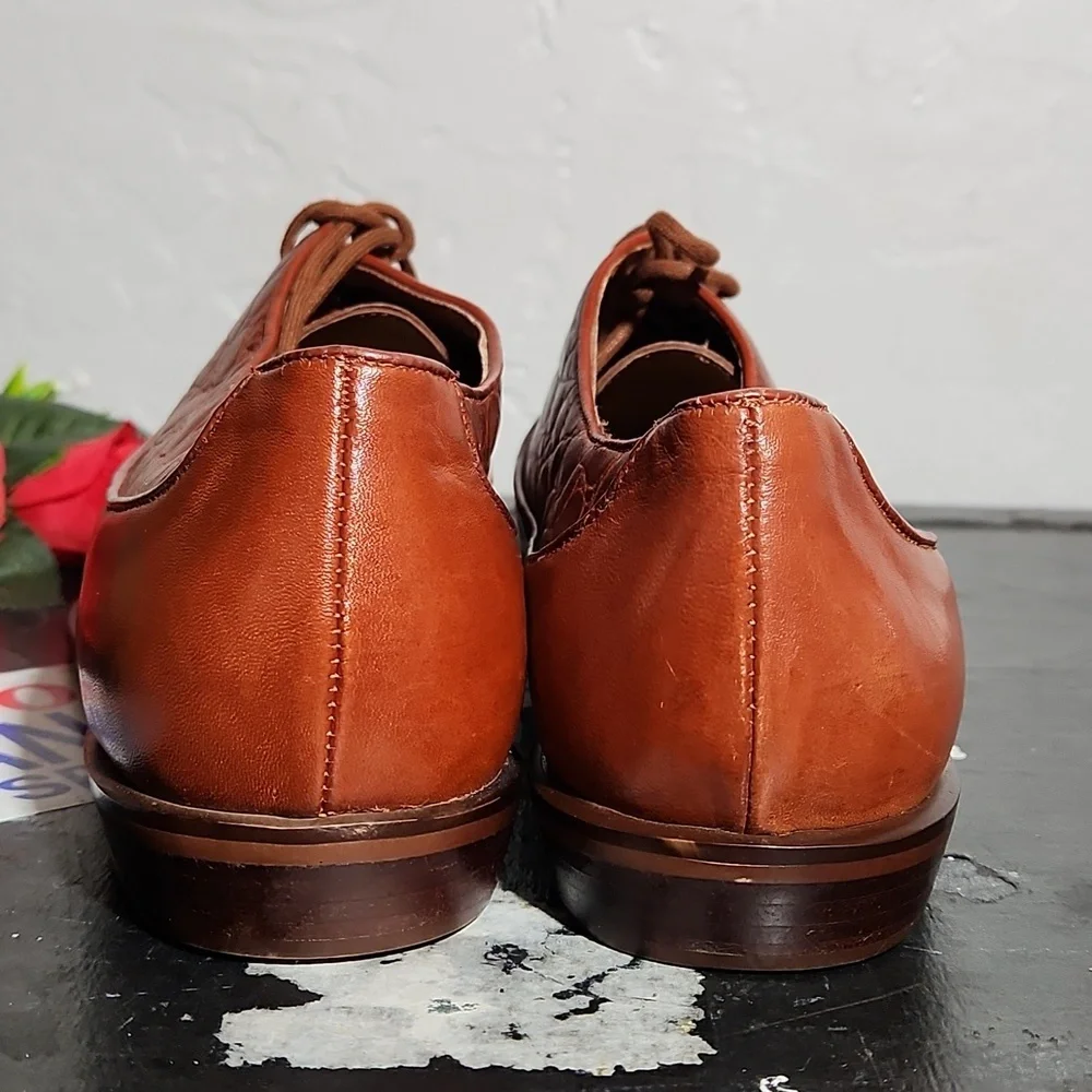 ANN MARINO Leather Embossed Women's Lace Tie Dress Shoe 8.5M