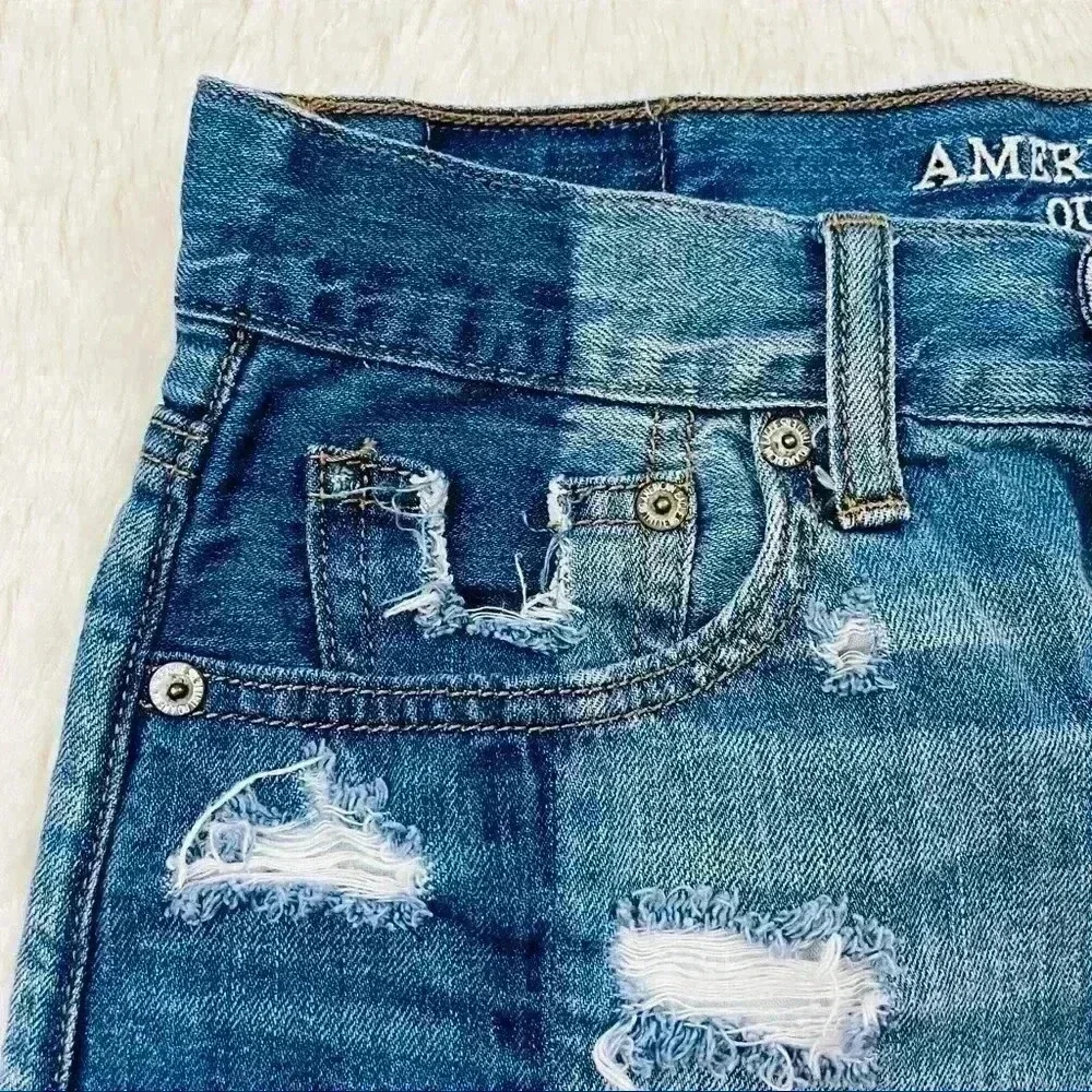 American Eagle Outfitters these stylish
