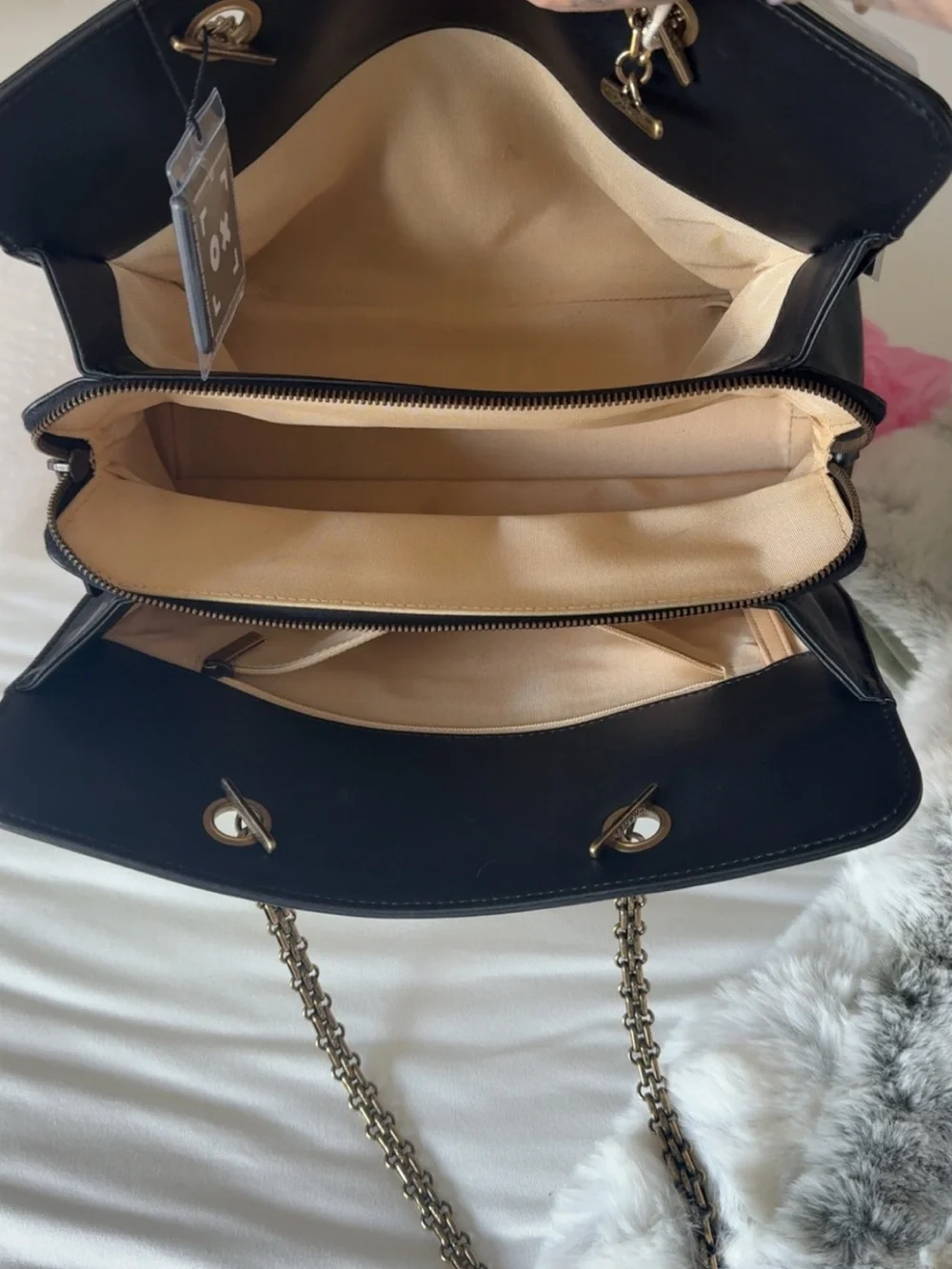 CHANEL stunning quilted