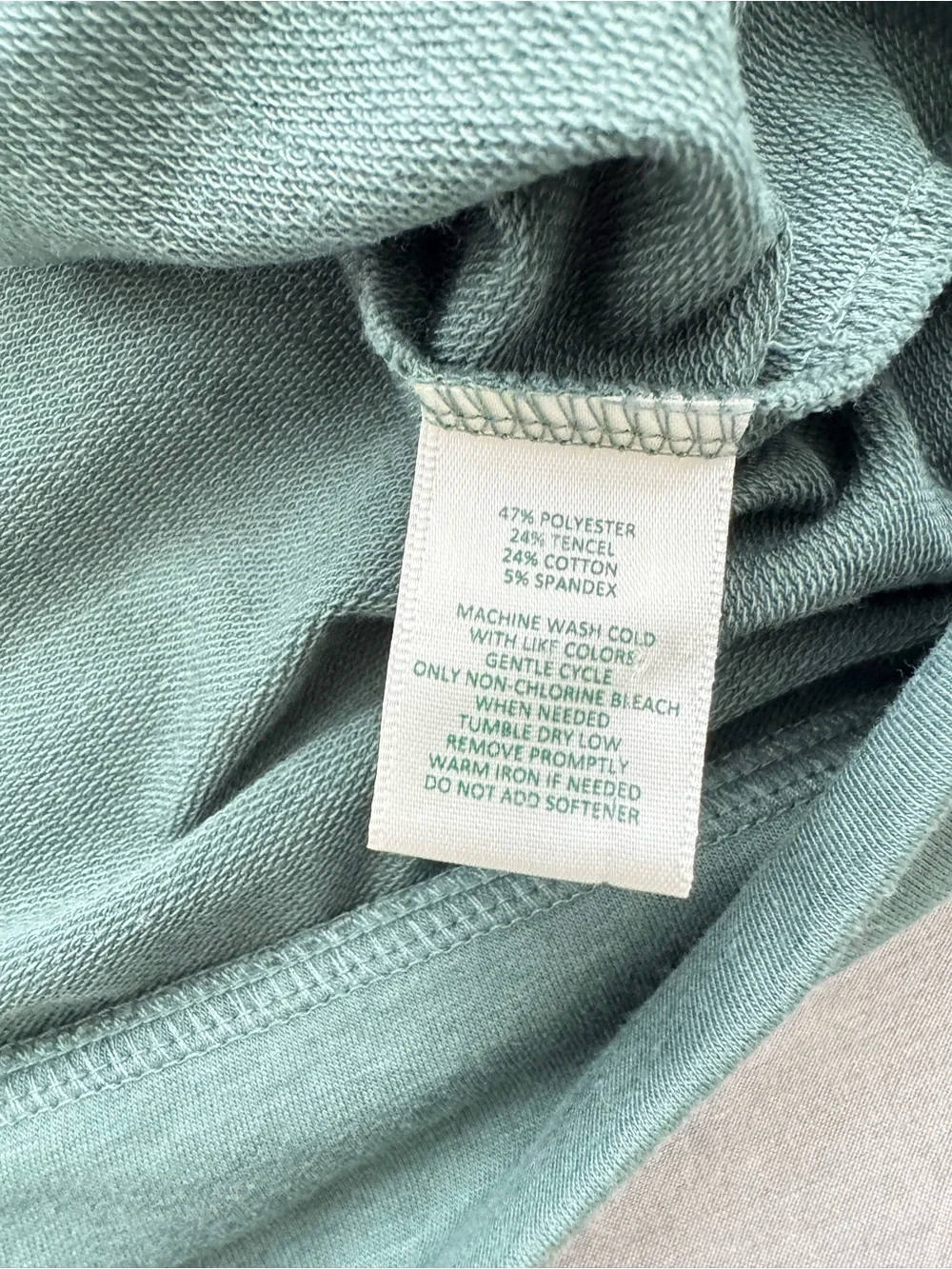Duck Head Dunmore Performance Quarter Zip Pullover in Aspen Green Heather NWOT