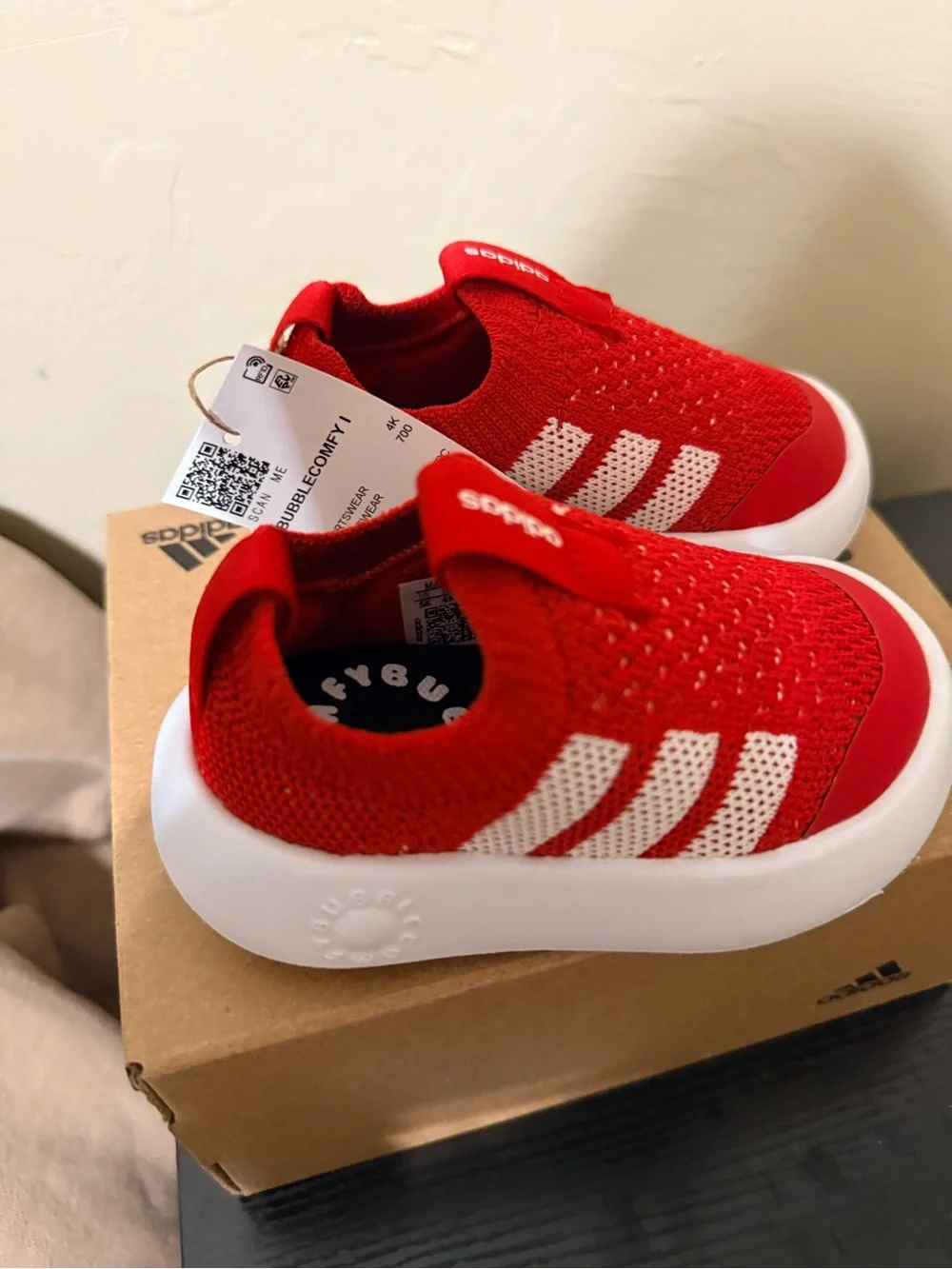 adidas slip design