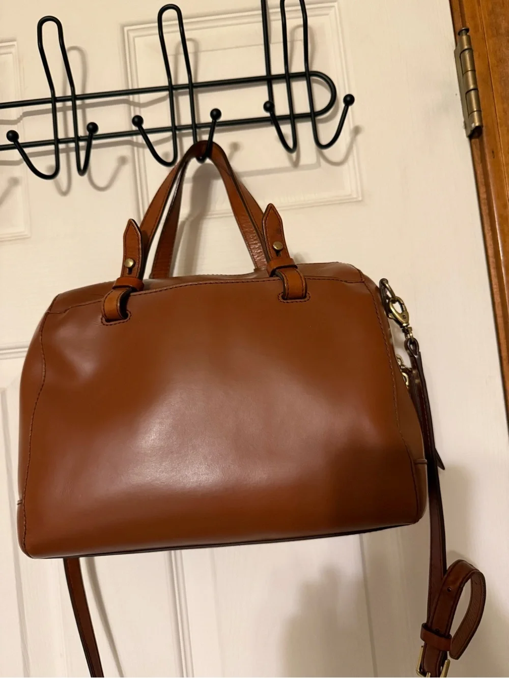 Fossil smooth cognac