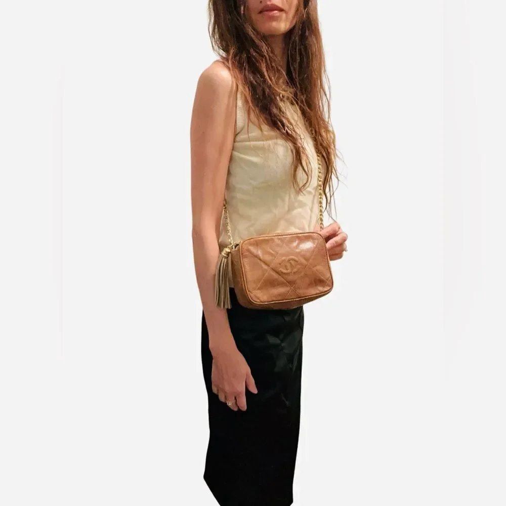 CHANEL elegant crossbody