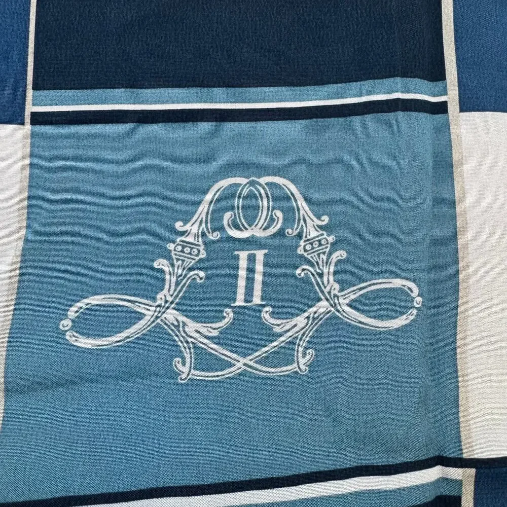Boutique your accents luxury