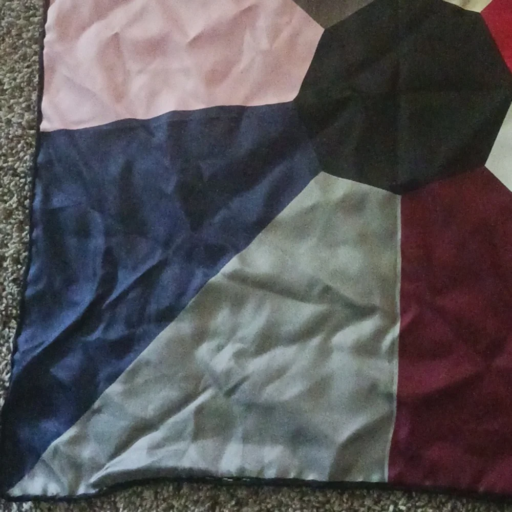Ashear Vintage ladies silk square scarf 18